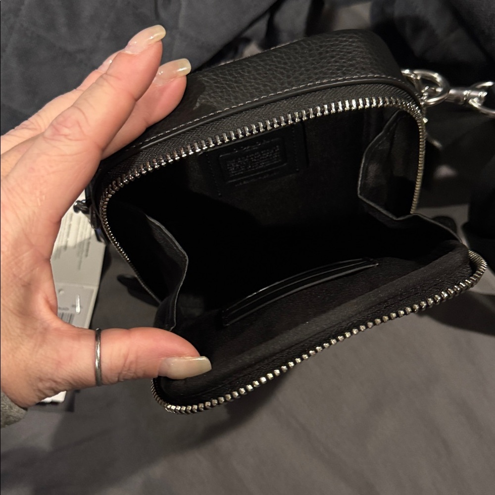 Stanton Crossbody Bag In Signature Jacquard - Picture 5 of 7
